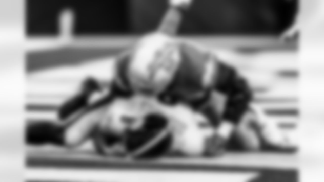 Take a look back at the Chargers Week 10 matchup with the Steelers in monochrome.