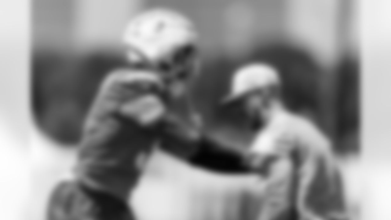 The Chargers confirmed they have interviewed Chris O'Leary for their Defensive Coordinator position.