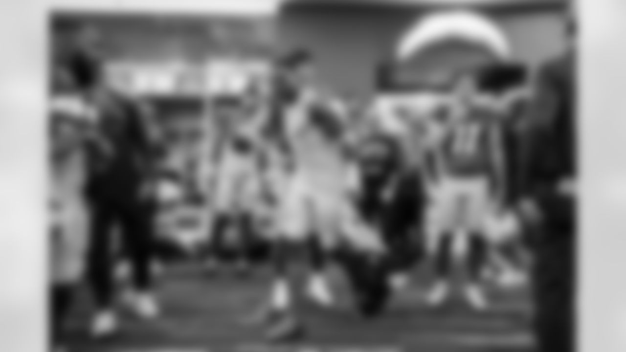 S Derwin James Jr. (3)