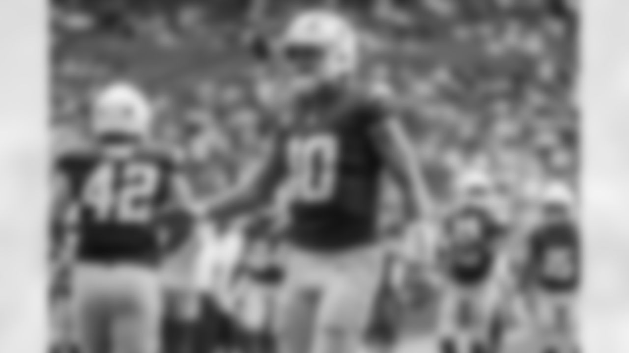 Take a look back at the best photos of Justin Herbert's 2025 campaign.