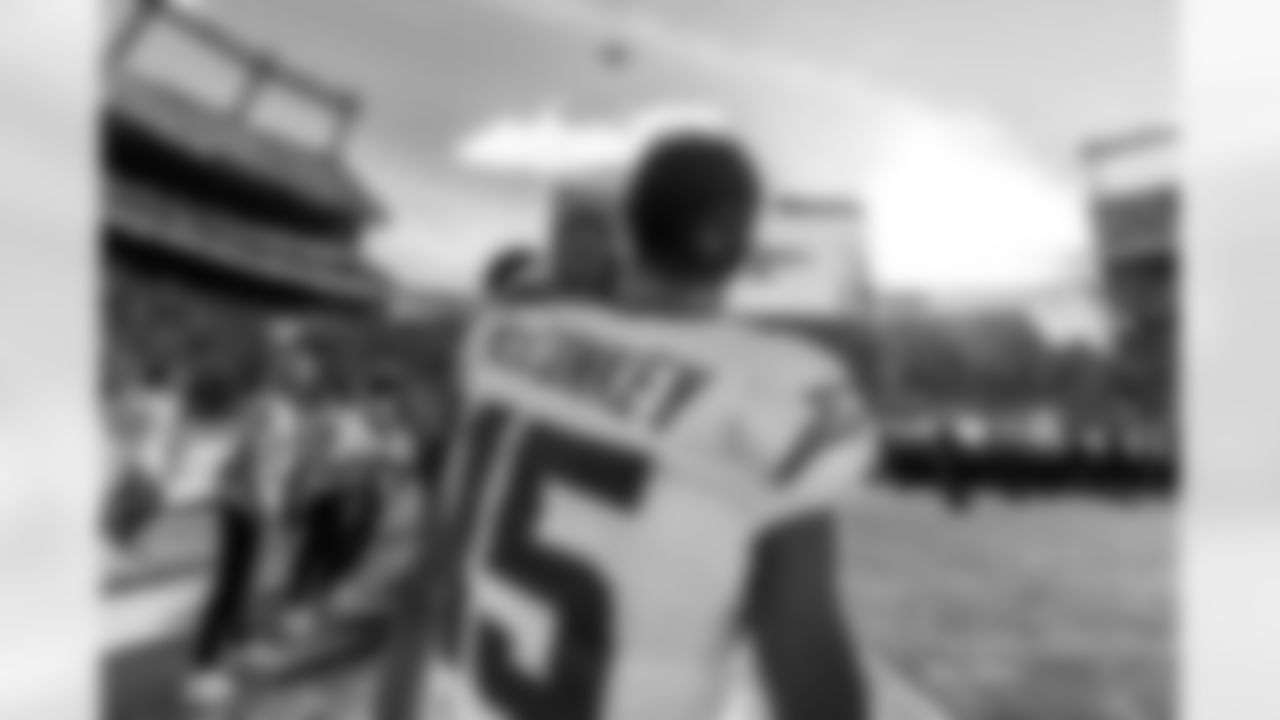 Take a look back at the Chargers Week 18 matchup with the Broncos in monochrome.