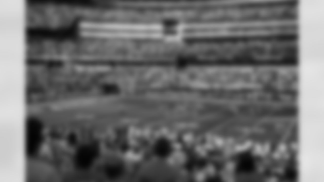 The Los Angeles Chargers play the Las Vegas Raiders on Sunday, September 8, 2024 at SoFi Stadium in Inglewood, CA.
[FINAL SCORE: LAC 22 - LV 10]