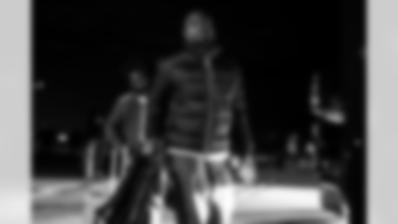 OLB Khalil Mack (52)