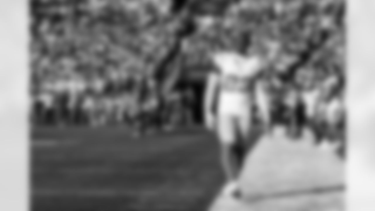 S Tony Jefferson (23)