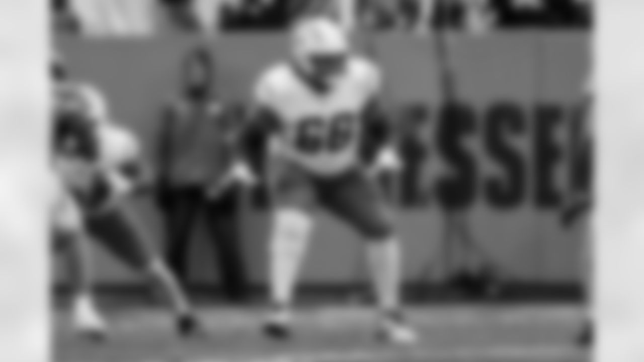 Take a look at the best photos of Chargers 2026 free agent Jamaree Salyer