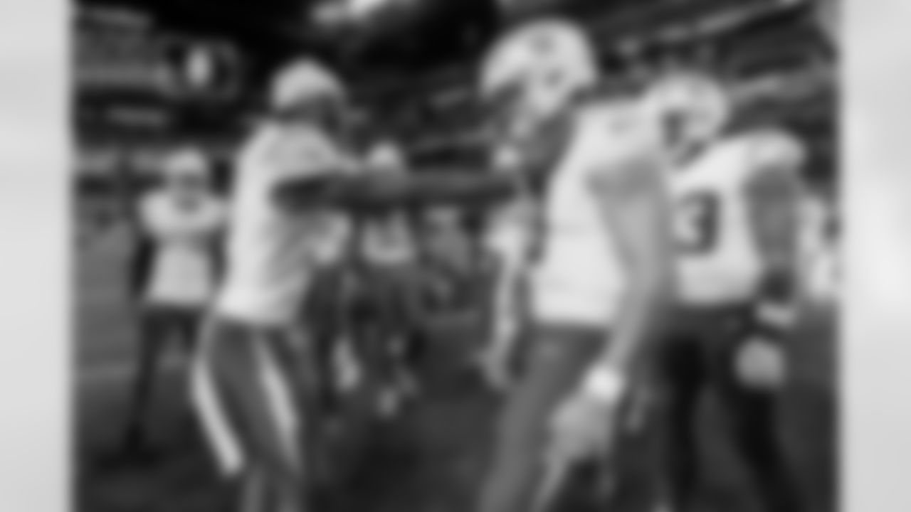 Take a look back at the best photos of Justin Herbert's 2025 campaign.