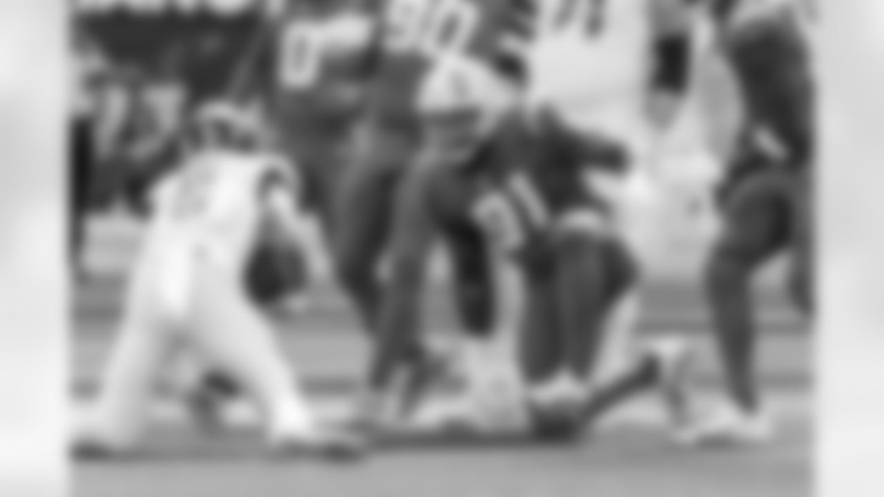 Take a look at the best photos of Chargers 2026 free agent Da'Shawn Hand