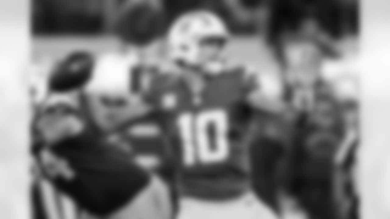 Check out the best shots from the Chargers Week 10 matchup against the Steelers!