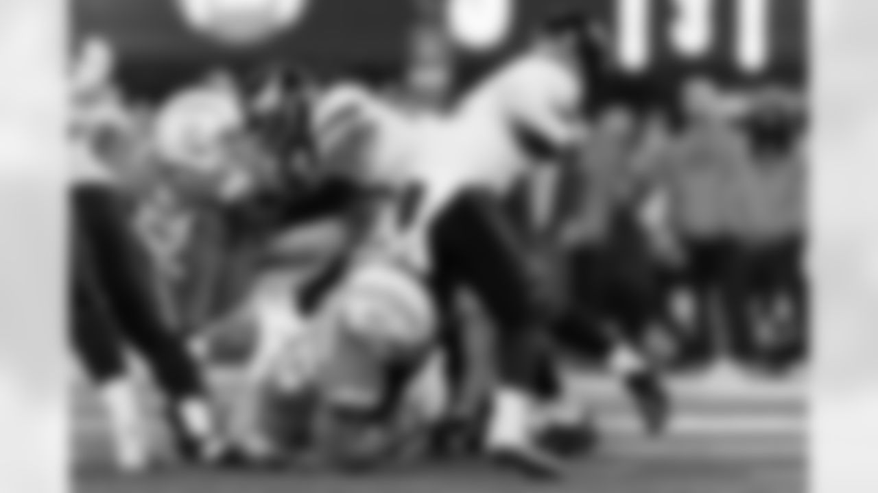 The Los Angeles Chargers play the New York Jets on Monday, November 6, 2023 at MetLife Stadium in East Rutherford, NJ.
[FINAL SCORE: LAC 27 - NYJ 6]