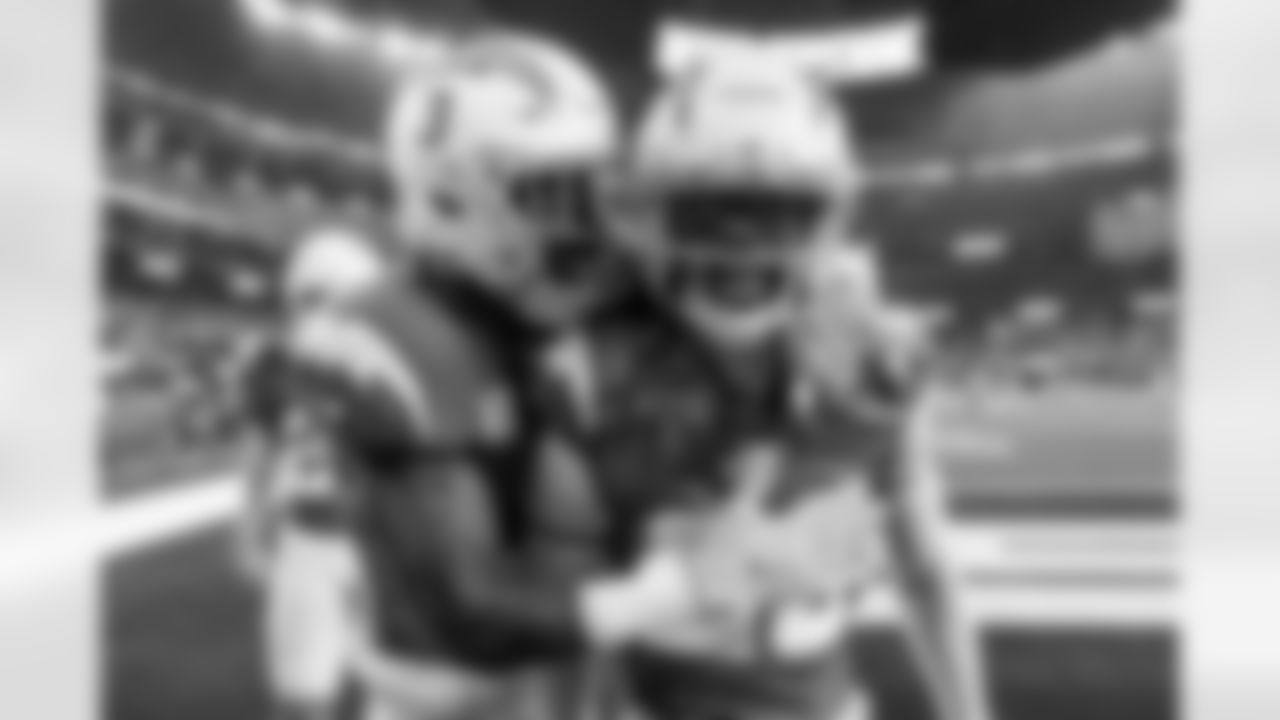 Check out the best shots from the Chargers Week 10 matchup against the Steelers!