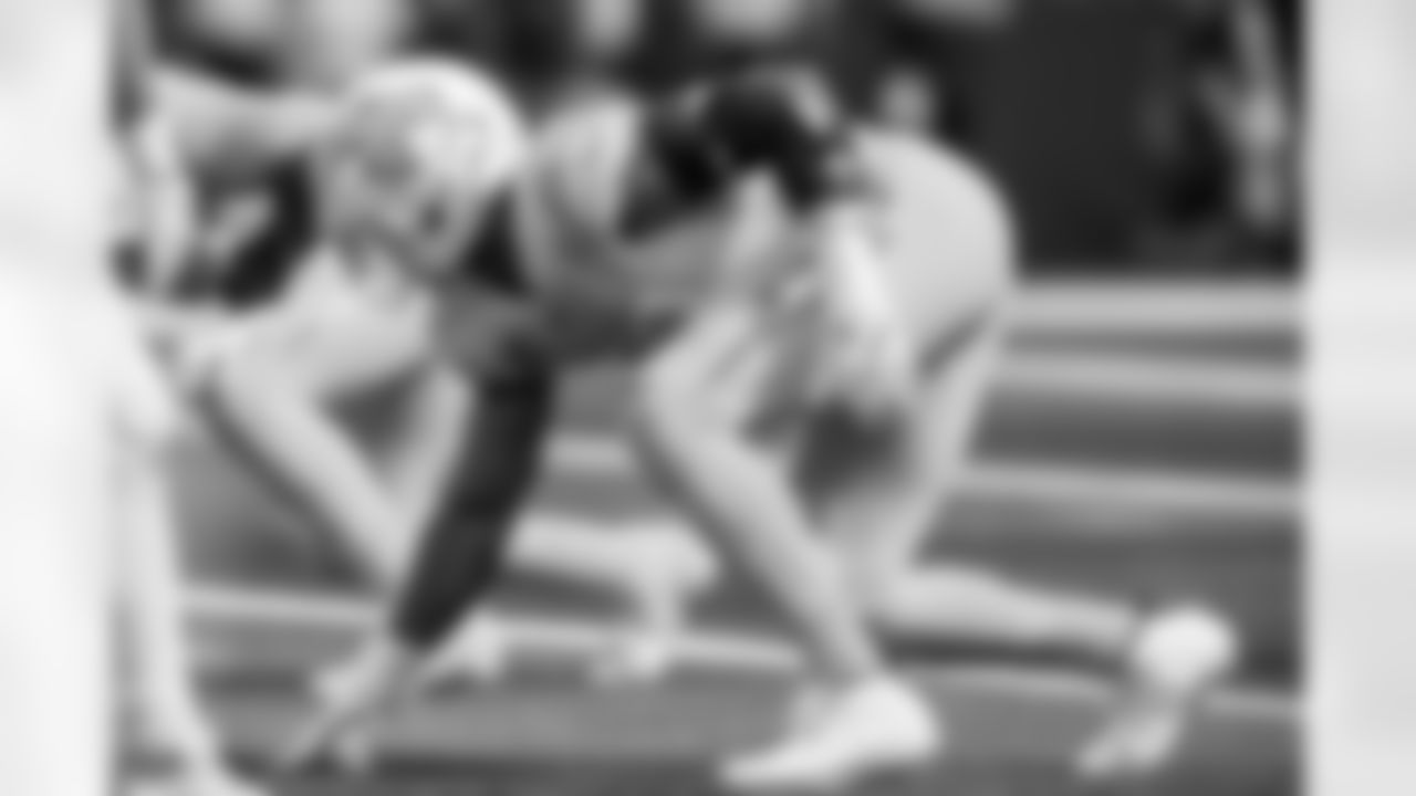 Take a look at the best photos of Chargers 2026 free agent Khalil Mack