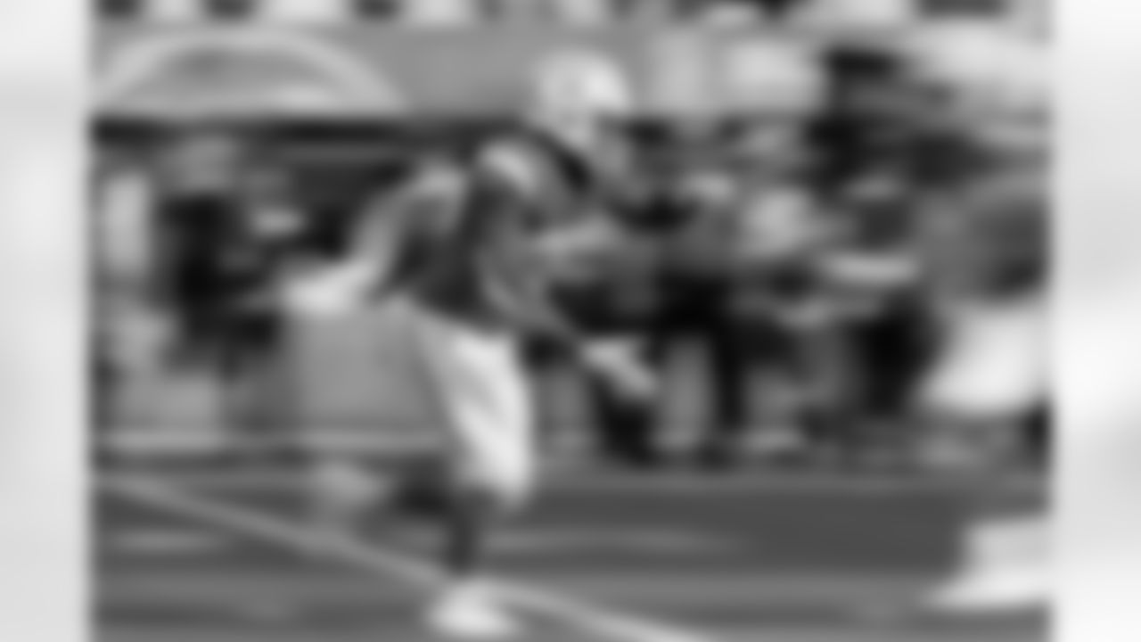 The Los Angeles Chargers play the Detroit Lions on Sunday, November 12, 2023 at SoFi Stadium in Inglewood, CA.
[FINAL SCORE: DET 41 - LAC 38]