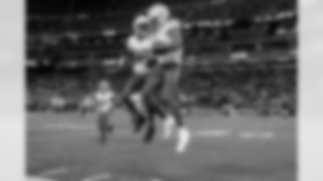Check out the best shots from the Chargers Week 2 matchup against the Raiders!