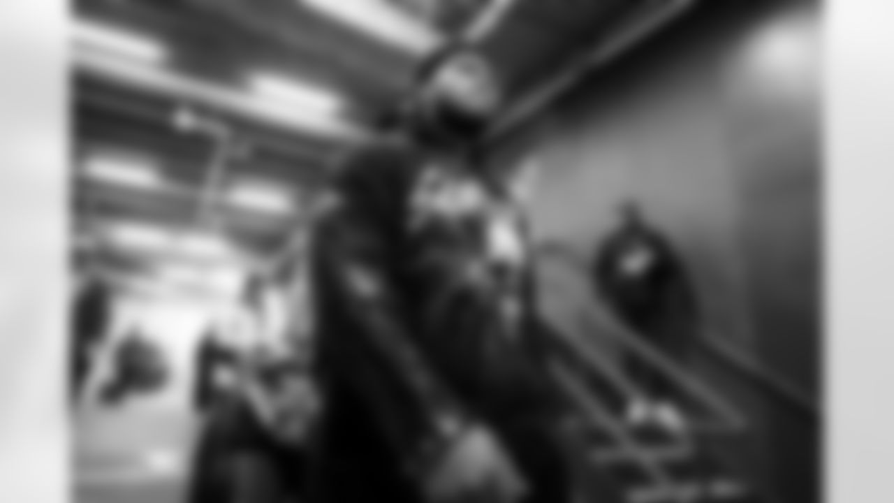 OLB Tuli Tuipulotu (45)