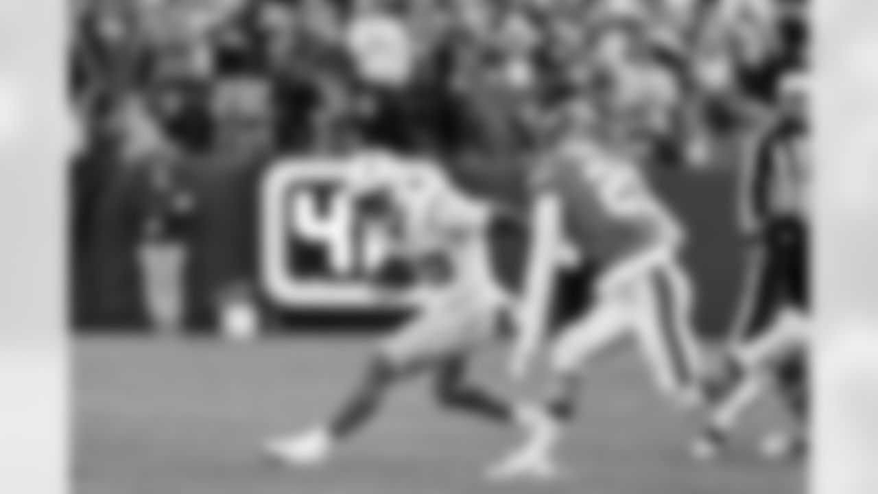 RB Hassan Haskins (28)