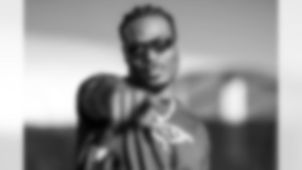 S Derwin James Jr. (3)