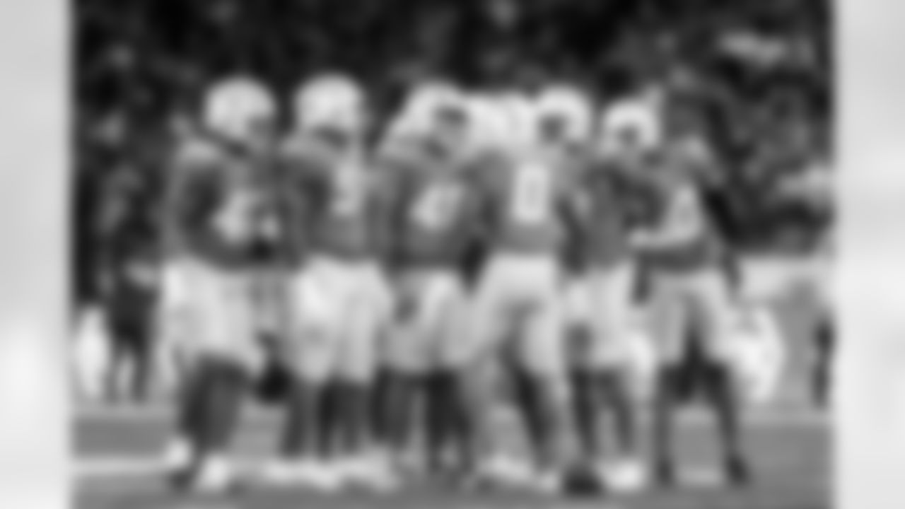 OLB Bud Dupree (48), DL Da'Shawn Hand (91), OLB Tuli Tuipulotu (45) and LB Daiyan Henley (0)