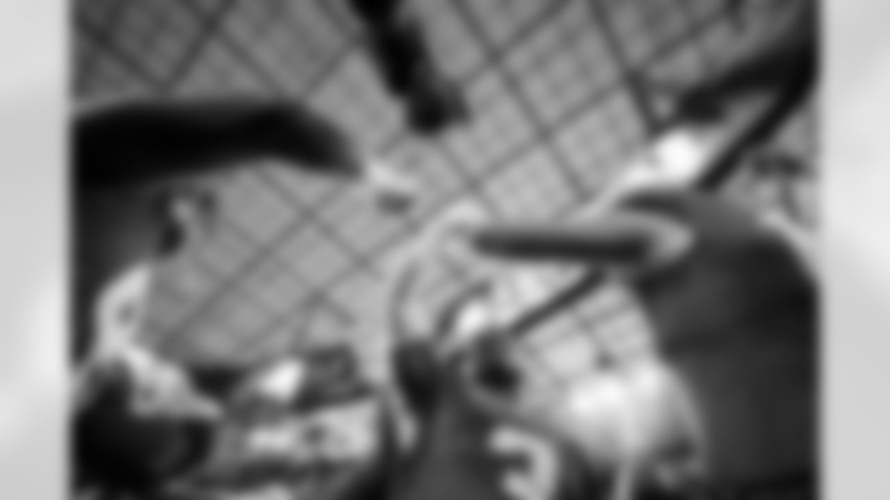 S Derwin James Jr. (3)