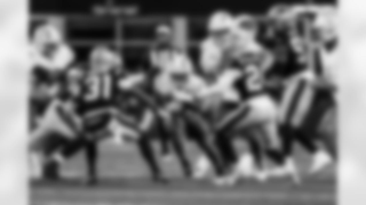 RB Kimani Vidal (30)