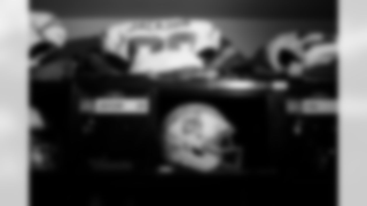 CB Donte Jackson (26)