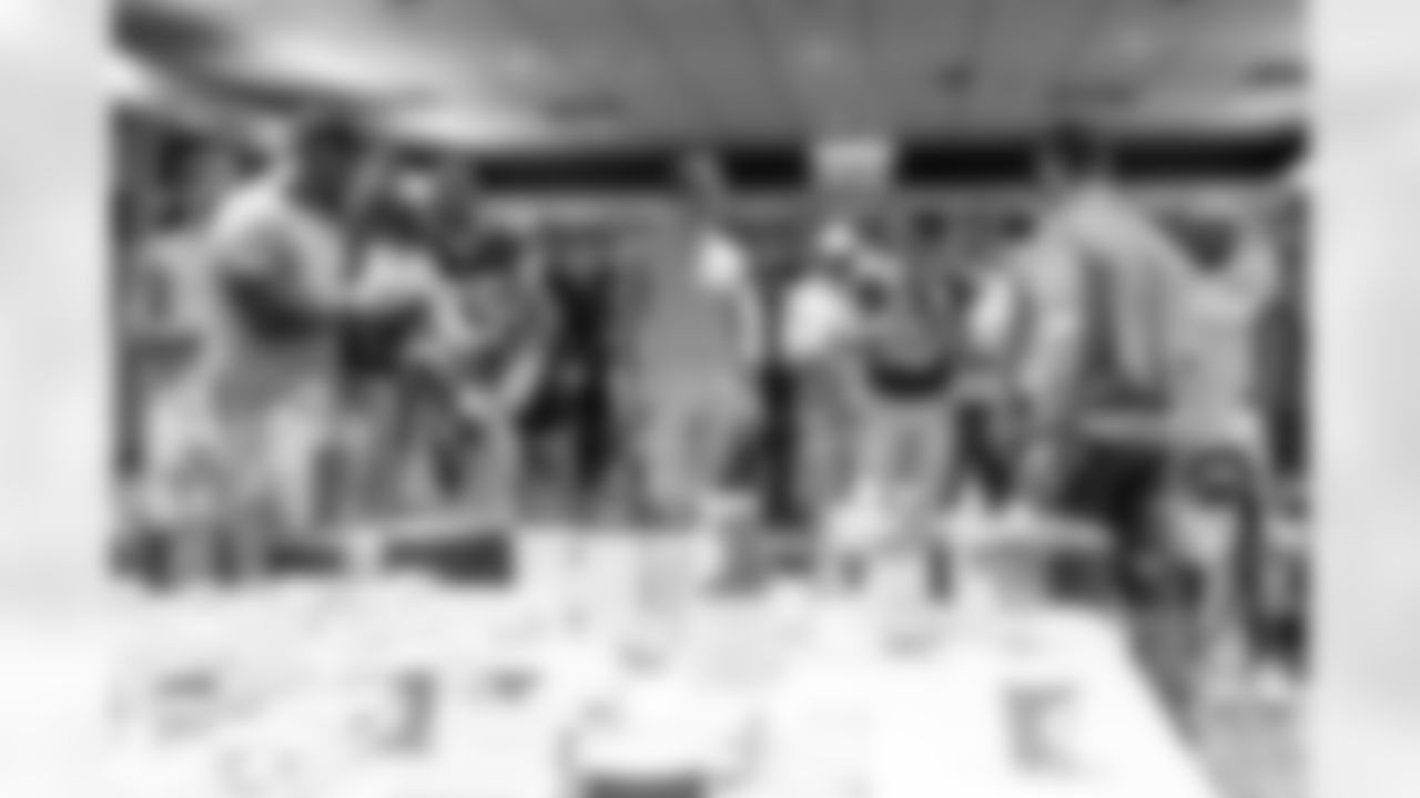 Check out the best shots from the Chargers Week 6 matchup against the Dolphins!