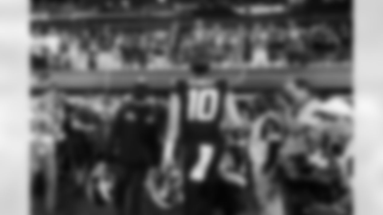QB Justin Herbert (10)