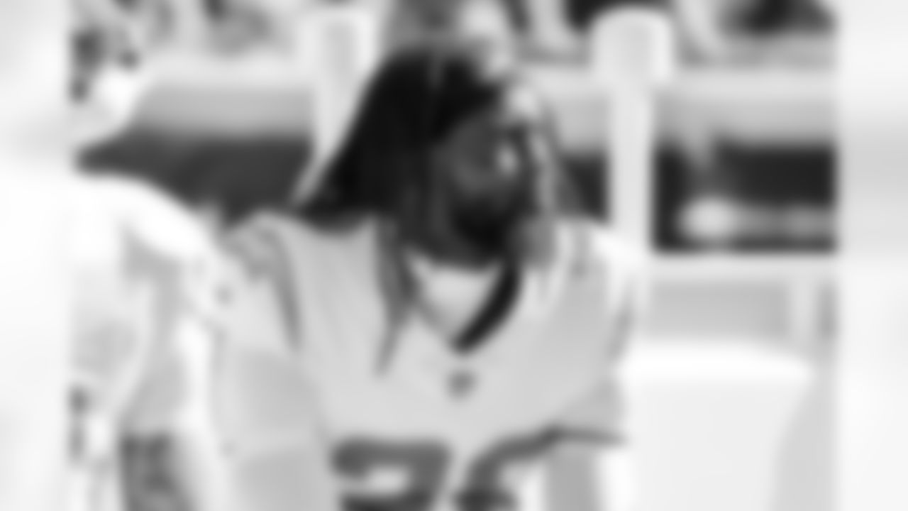 CB Donte Jackson (26)