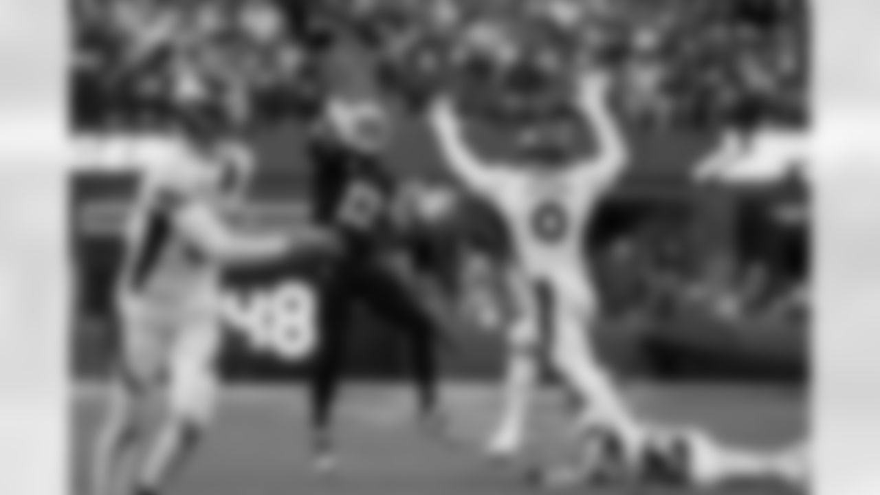 The Los Angeles Chargers play the Denver Broncos on Sunday, December 10, 2023 at SoFi Stadium in Inglewood, CA.
[FINAL SCORE: DEN 24 - LAC 7]