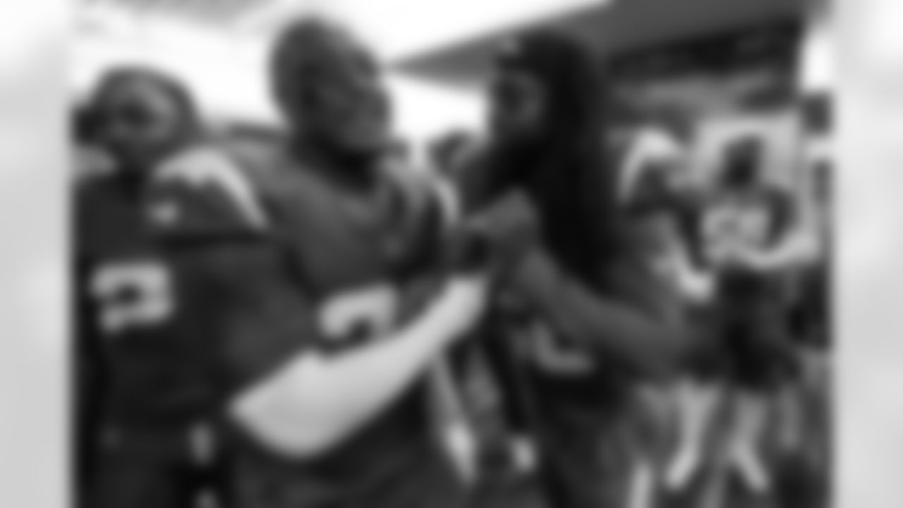 S Tony Jefferson (23) and CB Donte Jackson (26)