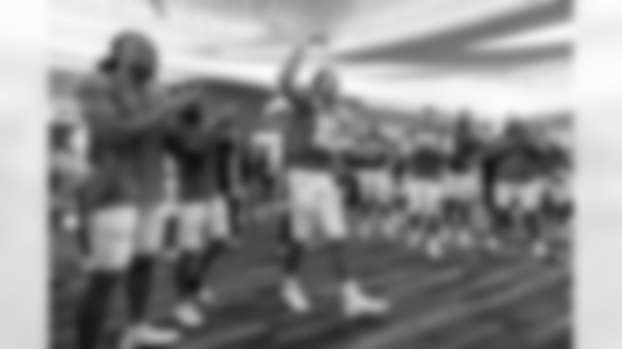 The Los Angeles Chargers play the Chicago Bears on Sunday, October 29, 2023 at SoFi Stadium in Inglewood, CA.
[FINAL SCORE: LAC 30 - CHI 13]