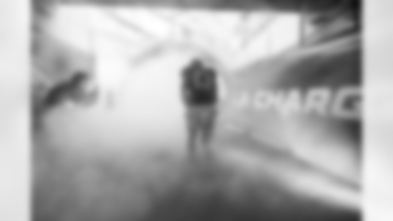 The Los Angeles Chargers play the Dallas Cowboys on Monday, October 16, 2023 at SoFi Stadium in Inglewood, CA.
[FINAL SCORE: DAL 20 - LAC 17]