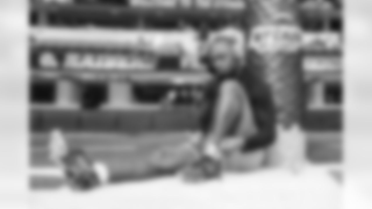 CB Tarheeb Still (29)