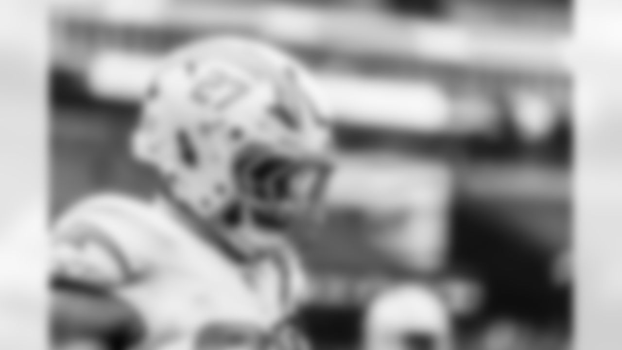 Take a look back at the Chargers Week 17 matchup with the Patriots in monochrome!