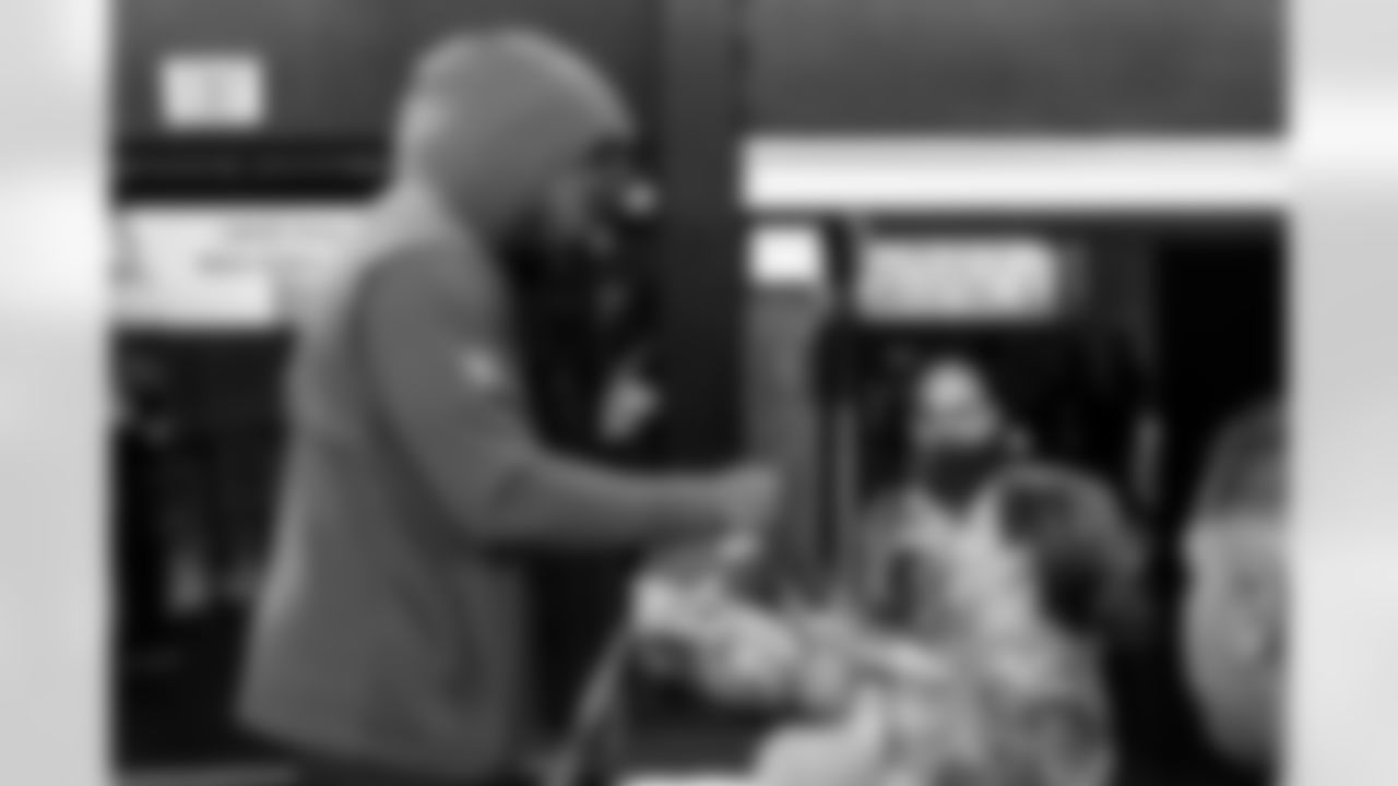 Check out the best shots from the Chargers Week 16 matchup against the Cowboys!