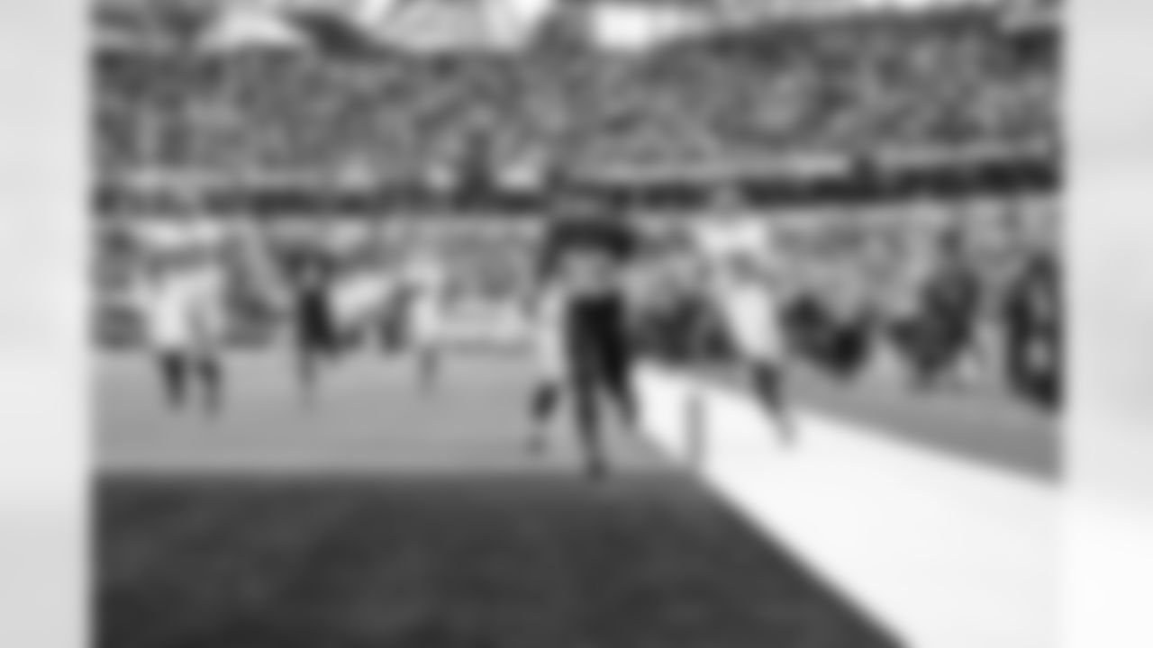 RB Kimani Vidal (30)