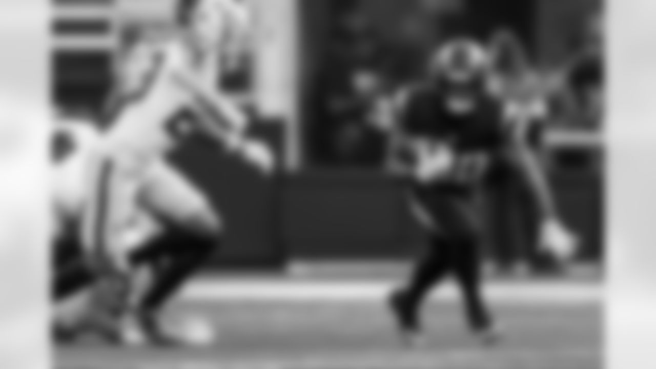 Take a look at the best photos of Chargers 2026 free agent Kimani Vidal