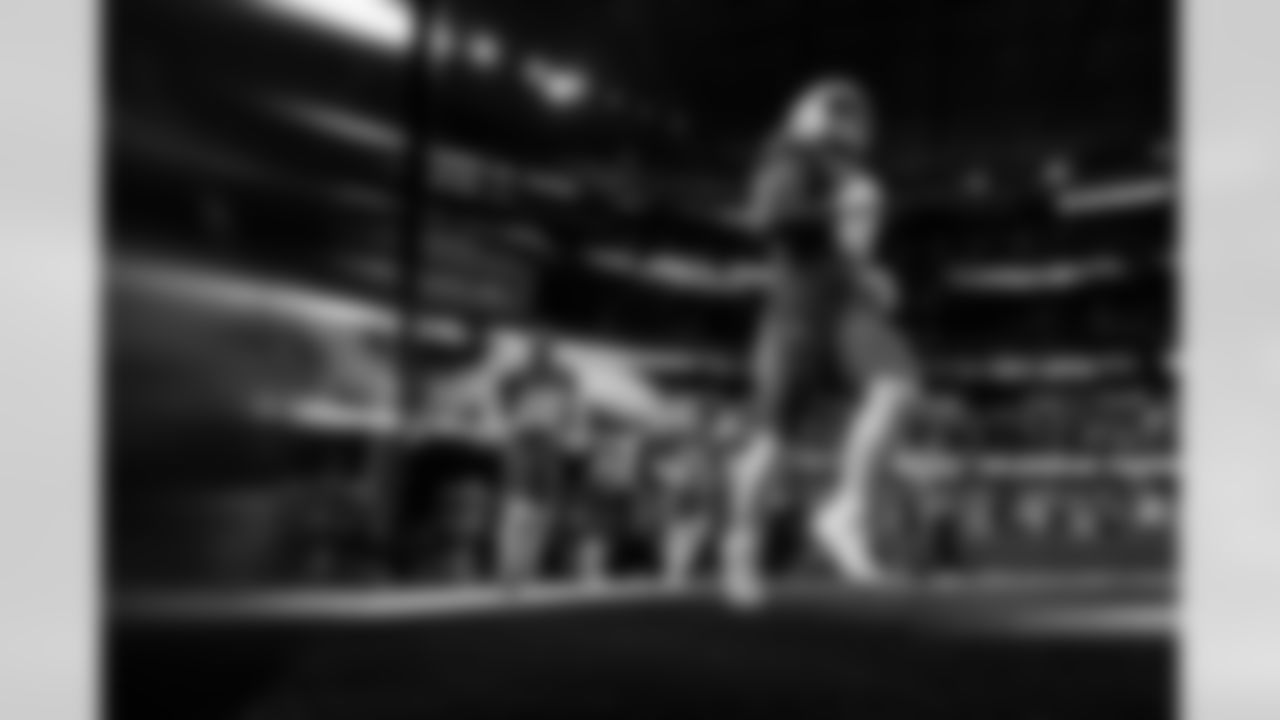 Take a look back at the best photos of Tuli Tuipulotu's 2025 campaign.