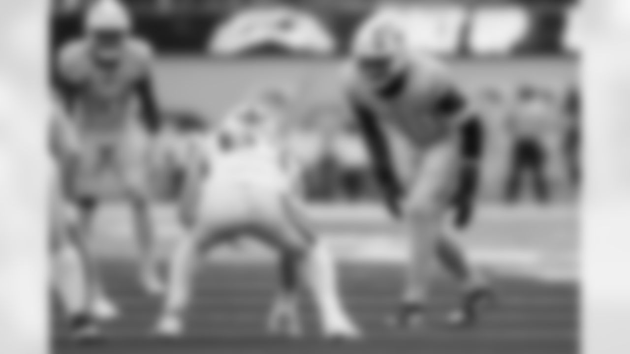 Take a look at the best photos of Chargers 2026 free agent Odafe Oweh