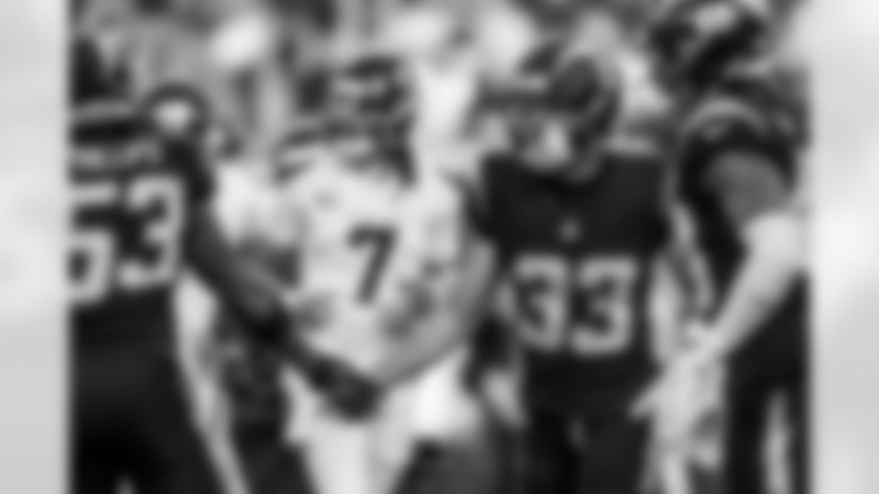 Take a look at the best photos of Chargers 2026 free agent Deane Leonard