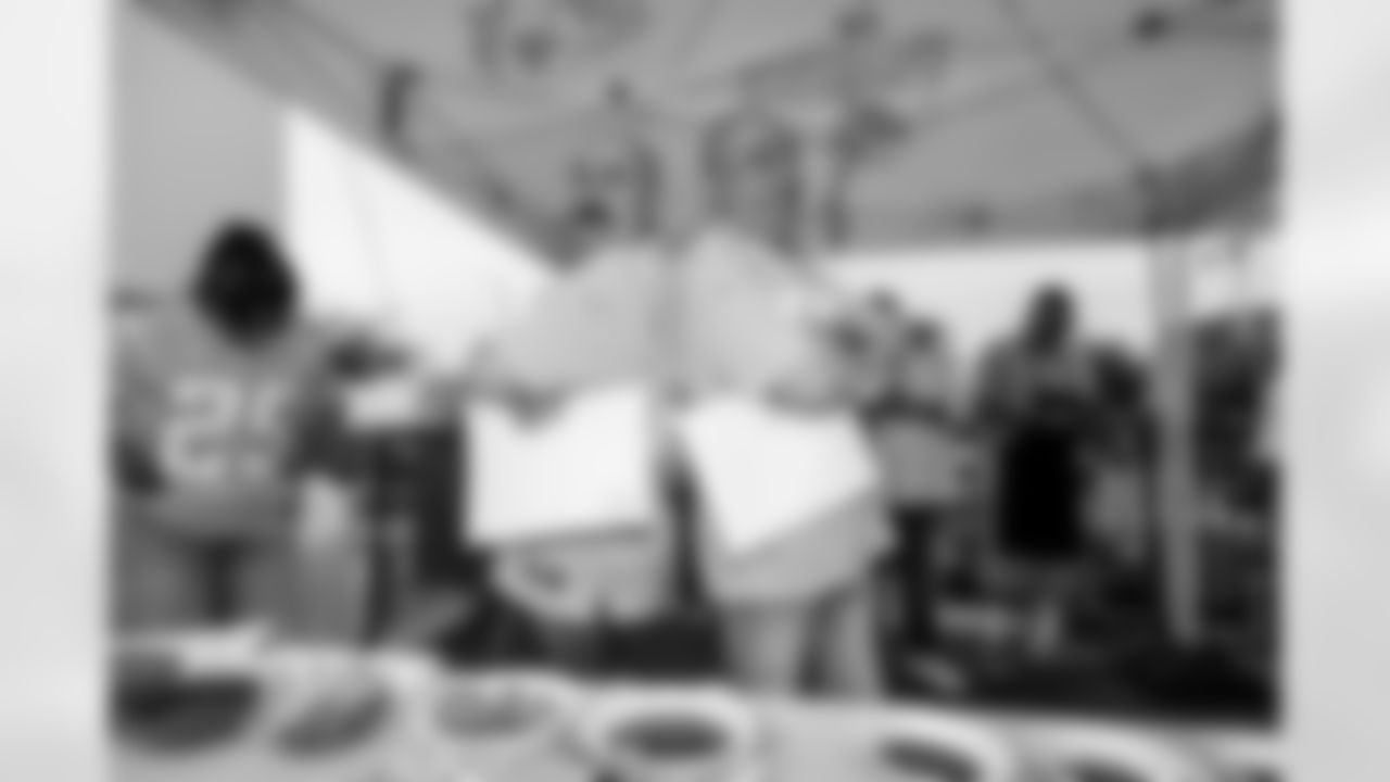 The Los Angeles Chargers play the Denver Broncos on Sunday, September 21, 2025 at SoFi Stadium in Inglewood, CA.
[FINAL SCORE: LAC 23 - DEN 20]