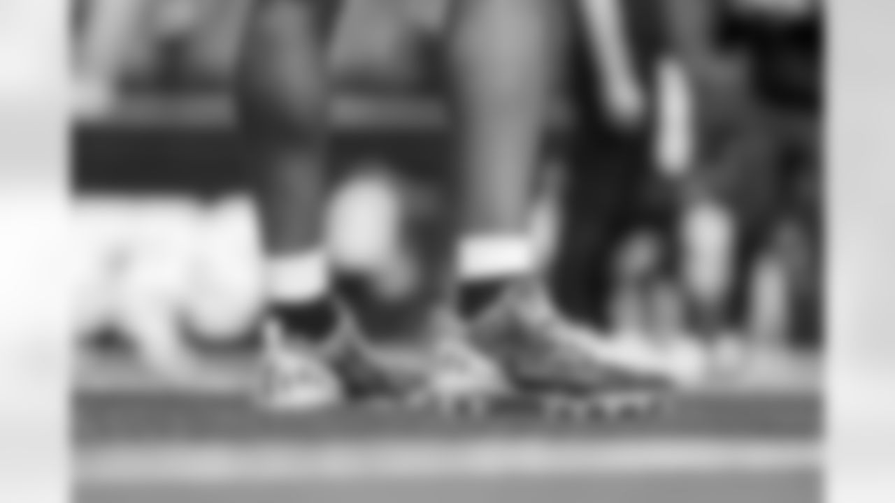 TE Oronde Gadsden (86)