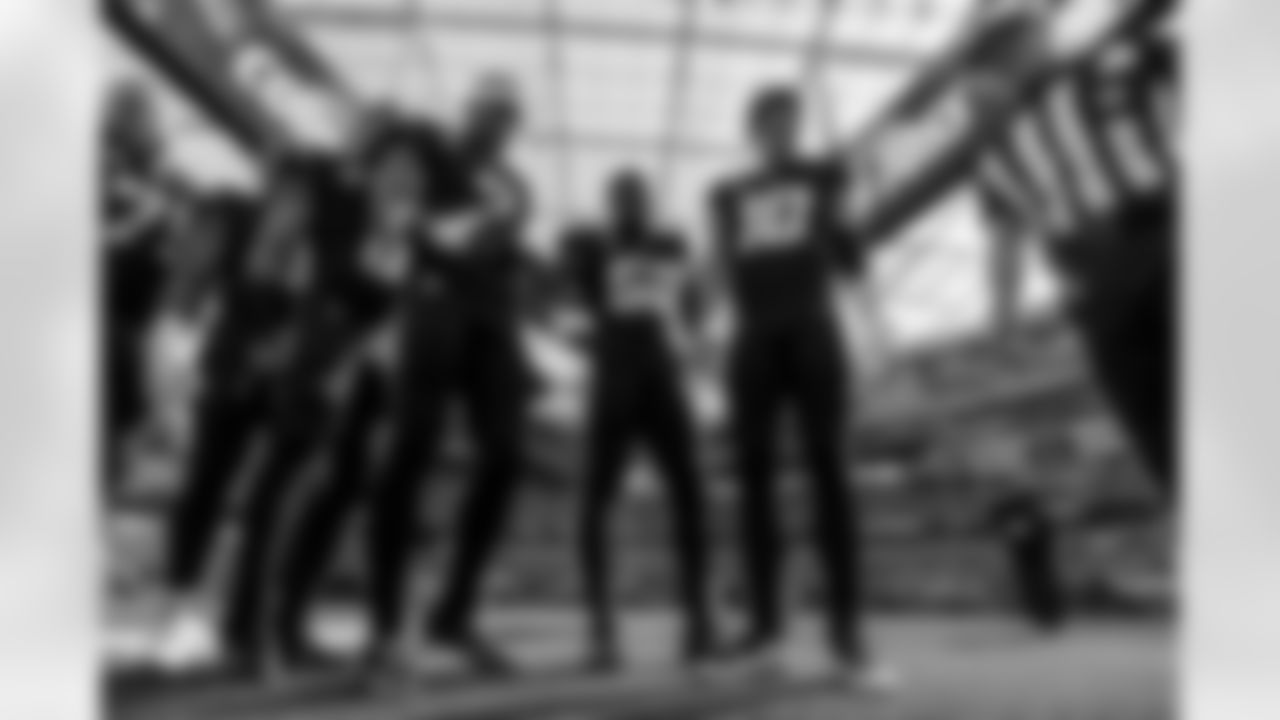 Check out the best shots from the Chargers Week 17 matchup against the Texans!