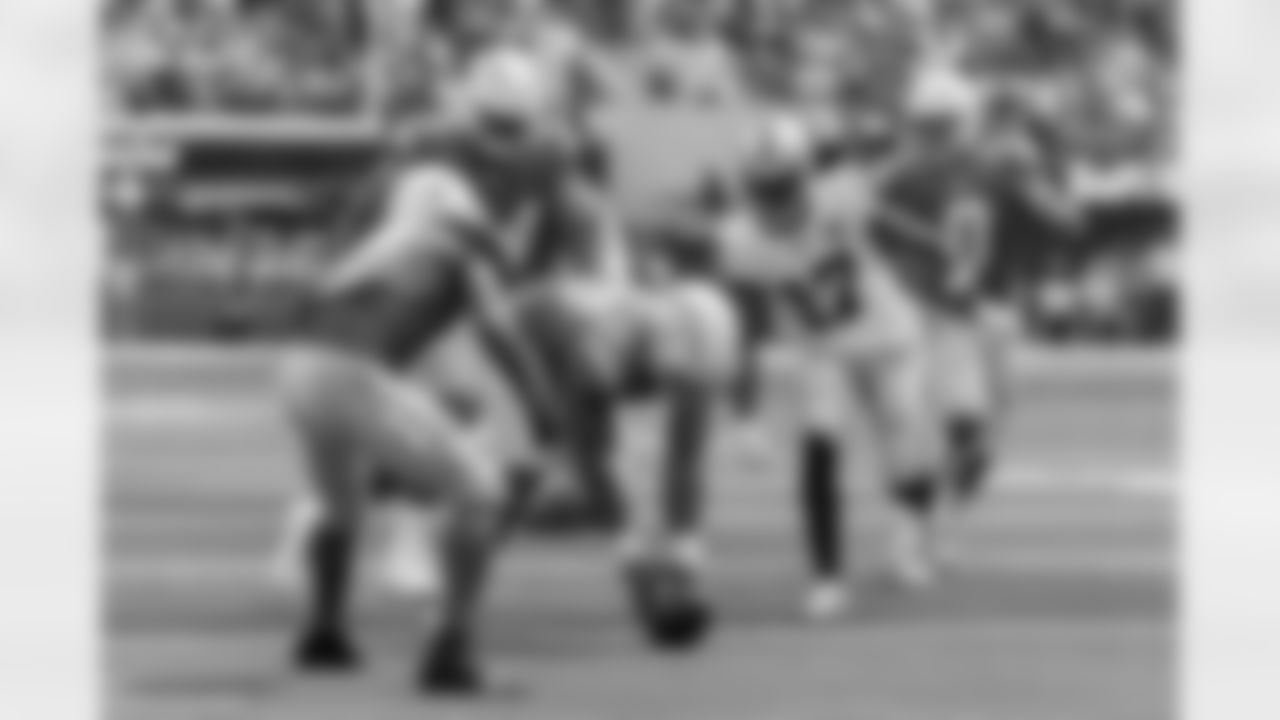 The Los Angeles Chargers play the Las Vegas Raiders on Thursday, September 5, 2024 at SoFi Stadium in Inglewood, CA.
[FINAL SCORE: LAC 22 - LV 10]