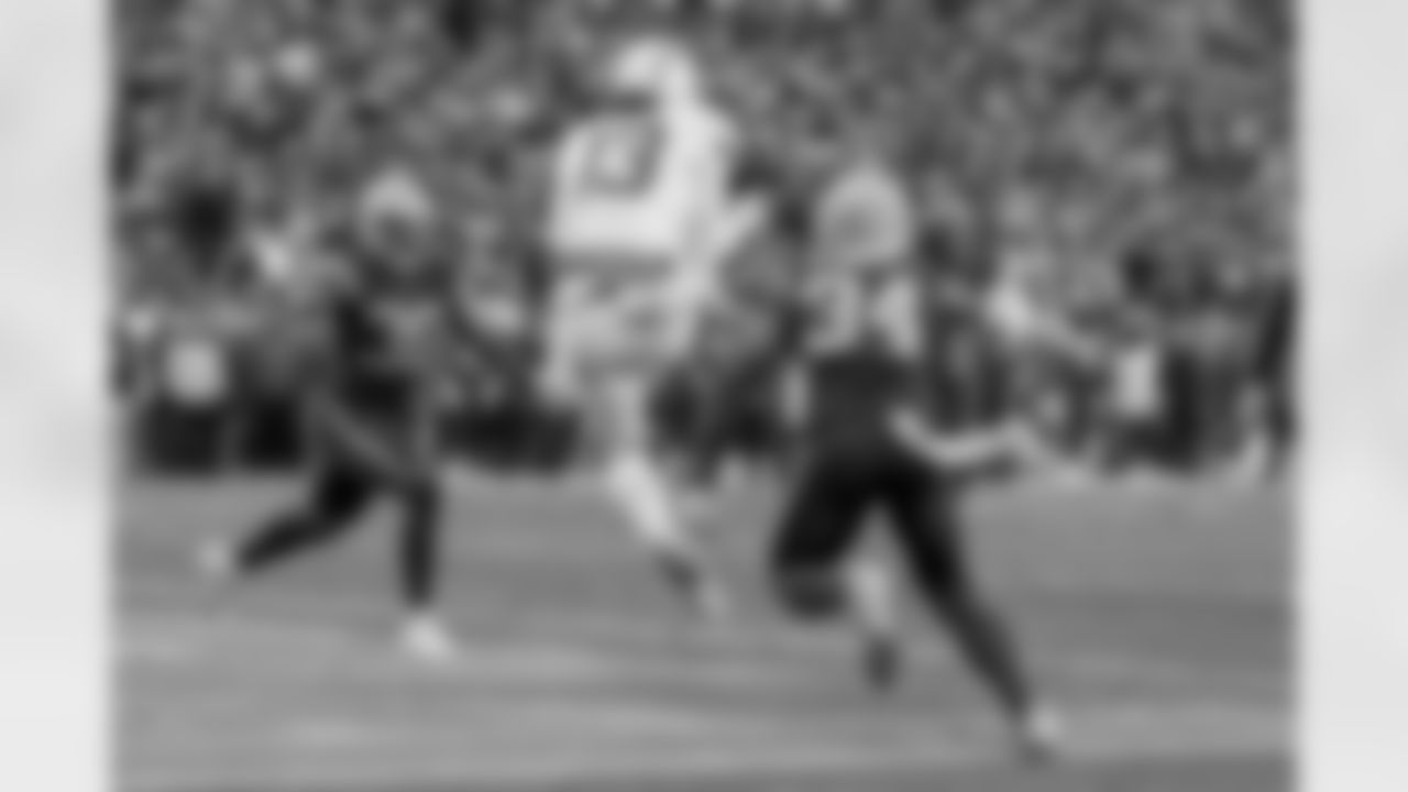 The Los Angeles Chargers play the Green Bay Packers on Sunday, November 19, 2023 at Lambeau Field in Green Bay, WI.
[FINAL SCORE: GB 23 - LAC 20]