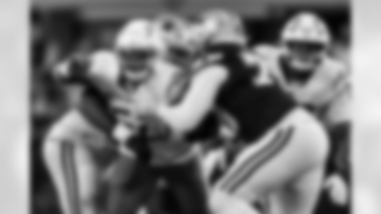 Take a look at the best photos of Chargers 2026 free agent Khalil Mack