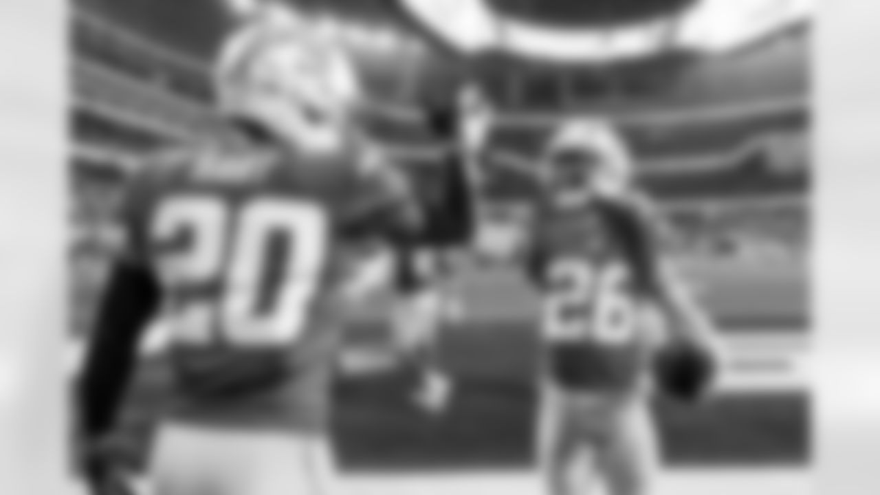 Check out the best shots from the Chargers Week 10 matchup against the Steelers!