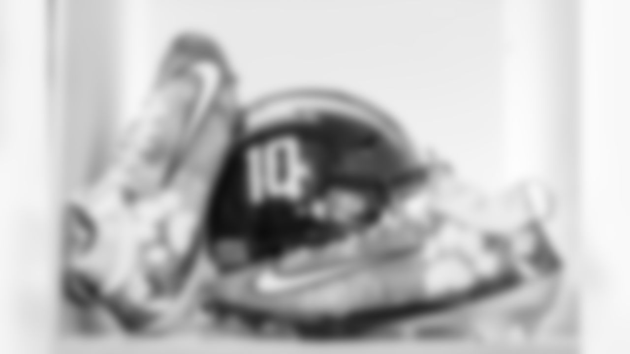 Check out the best shots from the Chargers Week 13 matchup against the Raiders!