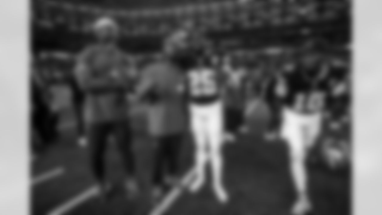 OLB Bud Dupree (48) and CB Nikko Reed (46)