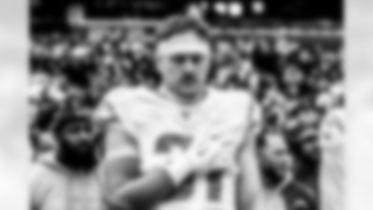 Take a look back at the Chargers Week 17 matchup with the Patriots in monochrome!