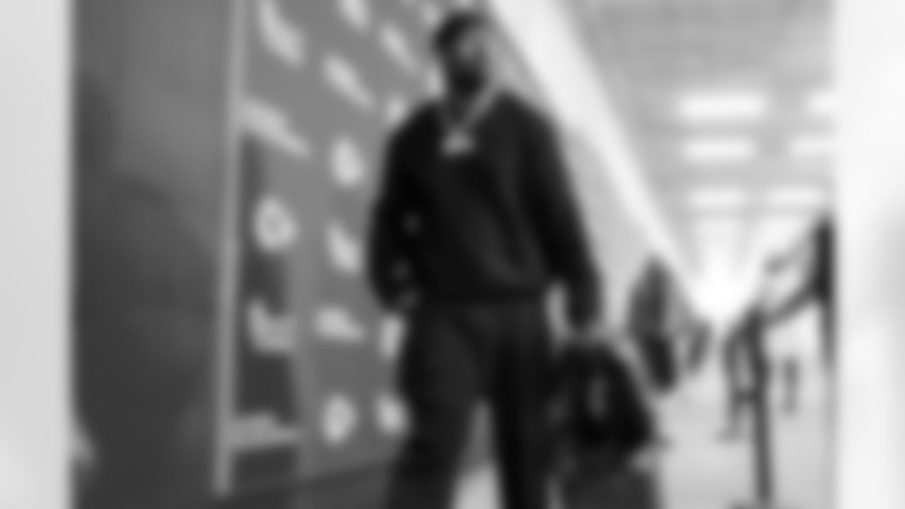 DL Justin Eboigbe (92)